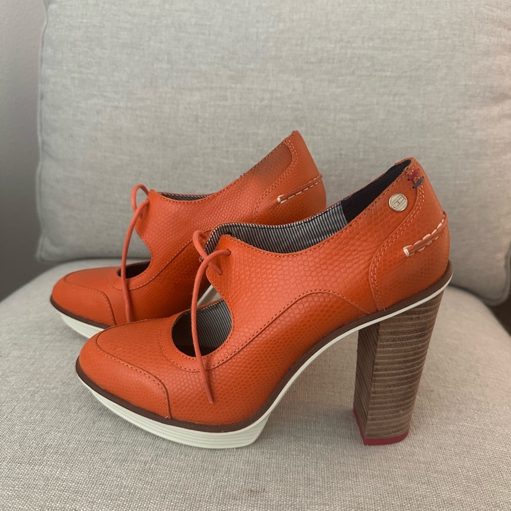 Tommy Hilfiger 4” heel shoes.